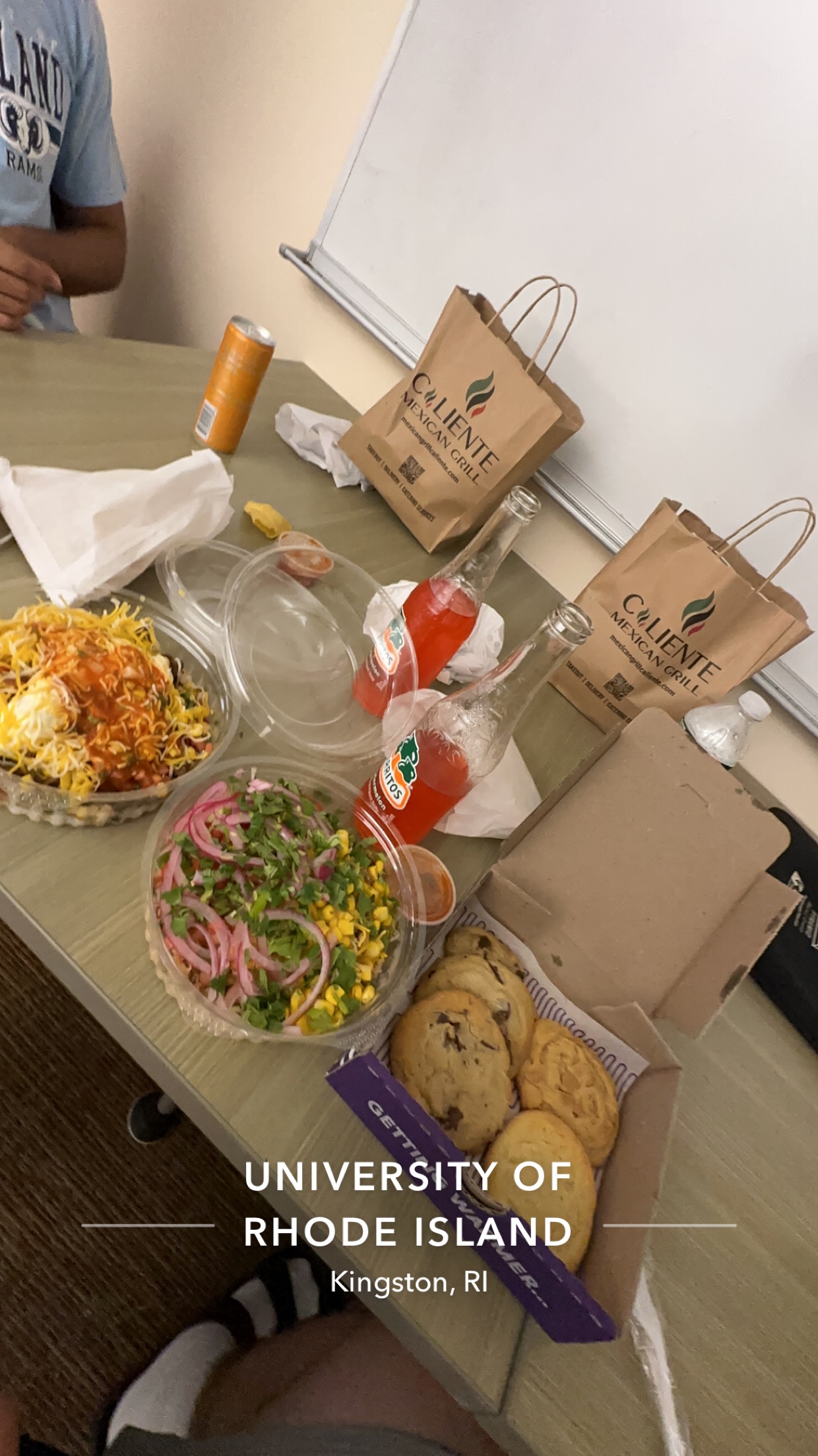 Calientes and insomnia cookie